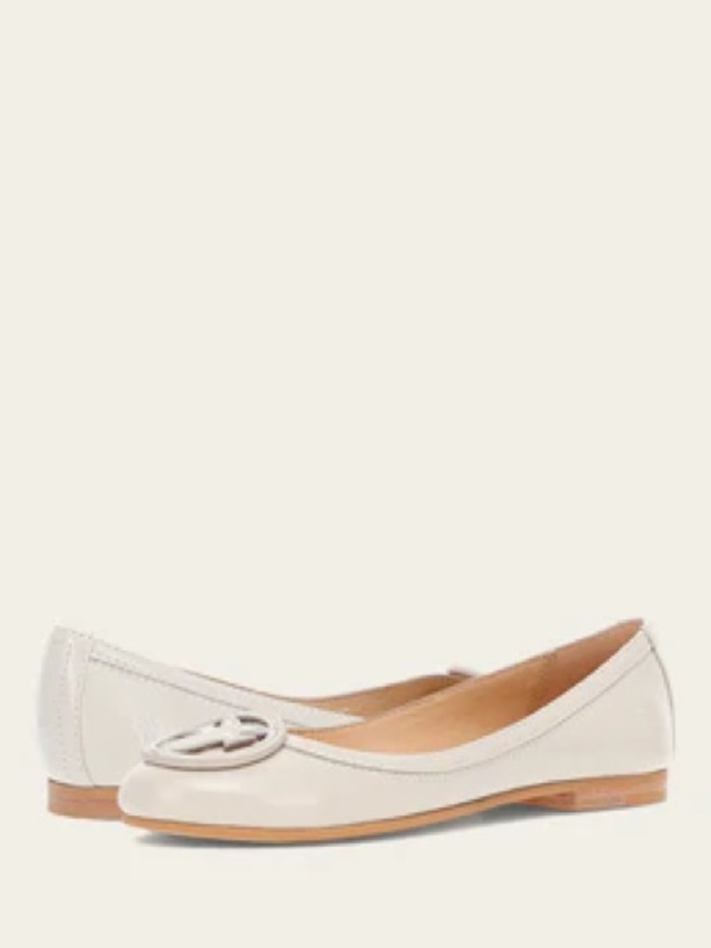 NWT FRYE Carson Ballet Flats!